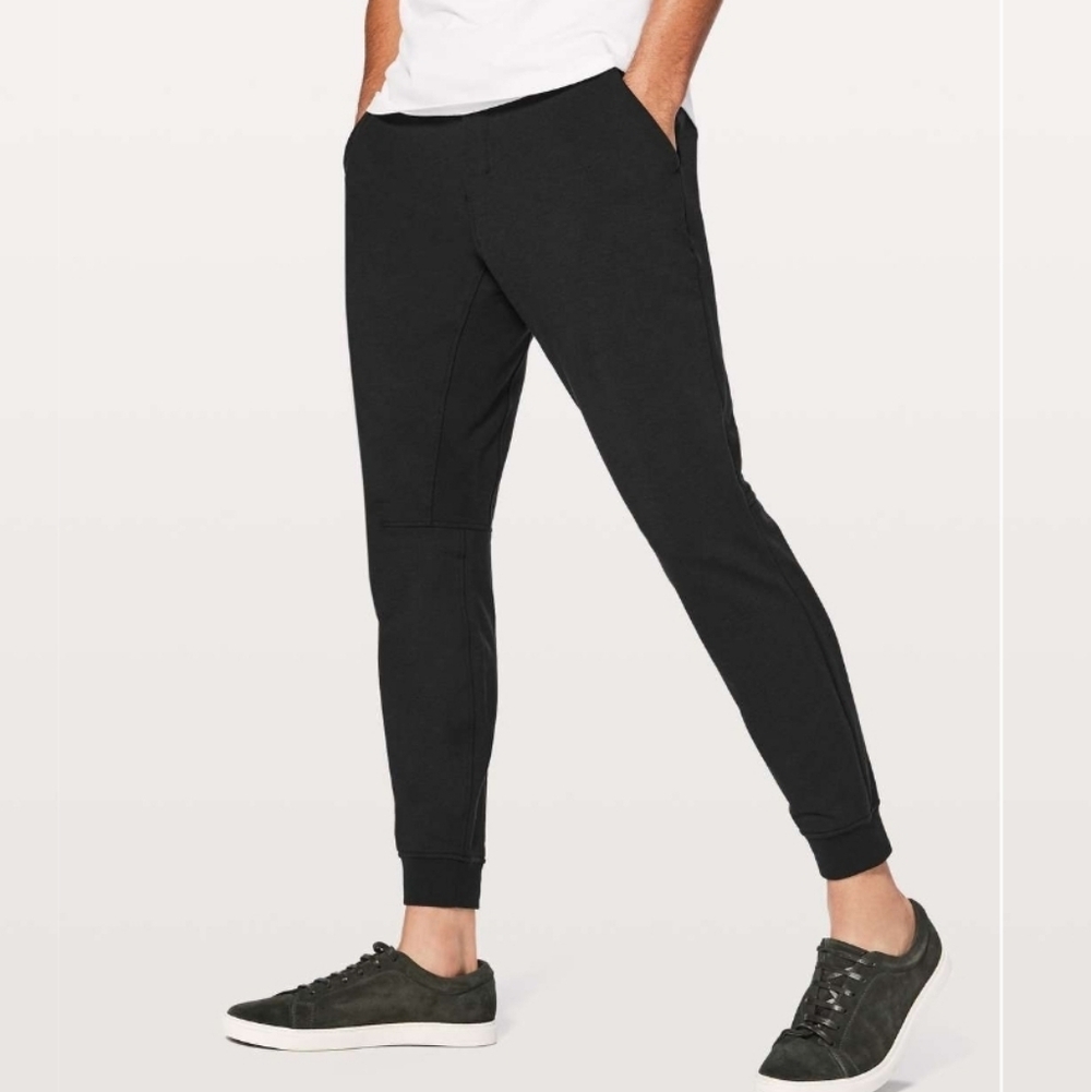 Lululemon City Sweat Jogger. Black. 28" Inseam. Size M. Cuffs.